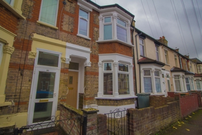 Colchester Avenue Manor Park E12