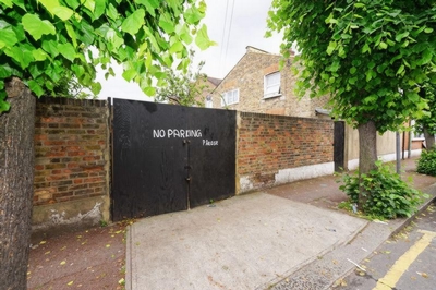 Plashet Grove Upton Park E6