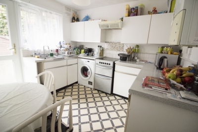 Tansy Close Beckton E6