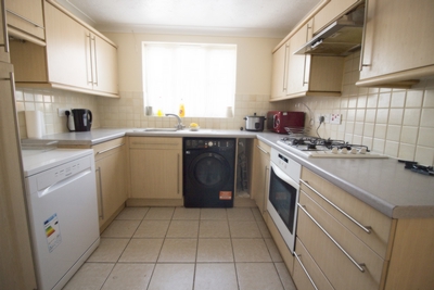 Henry Addlington Close Beckton E6