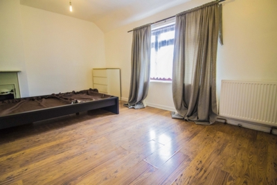 Highgrove Dagenham RM8