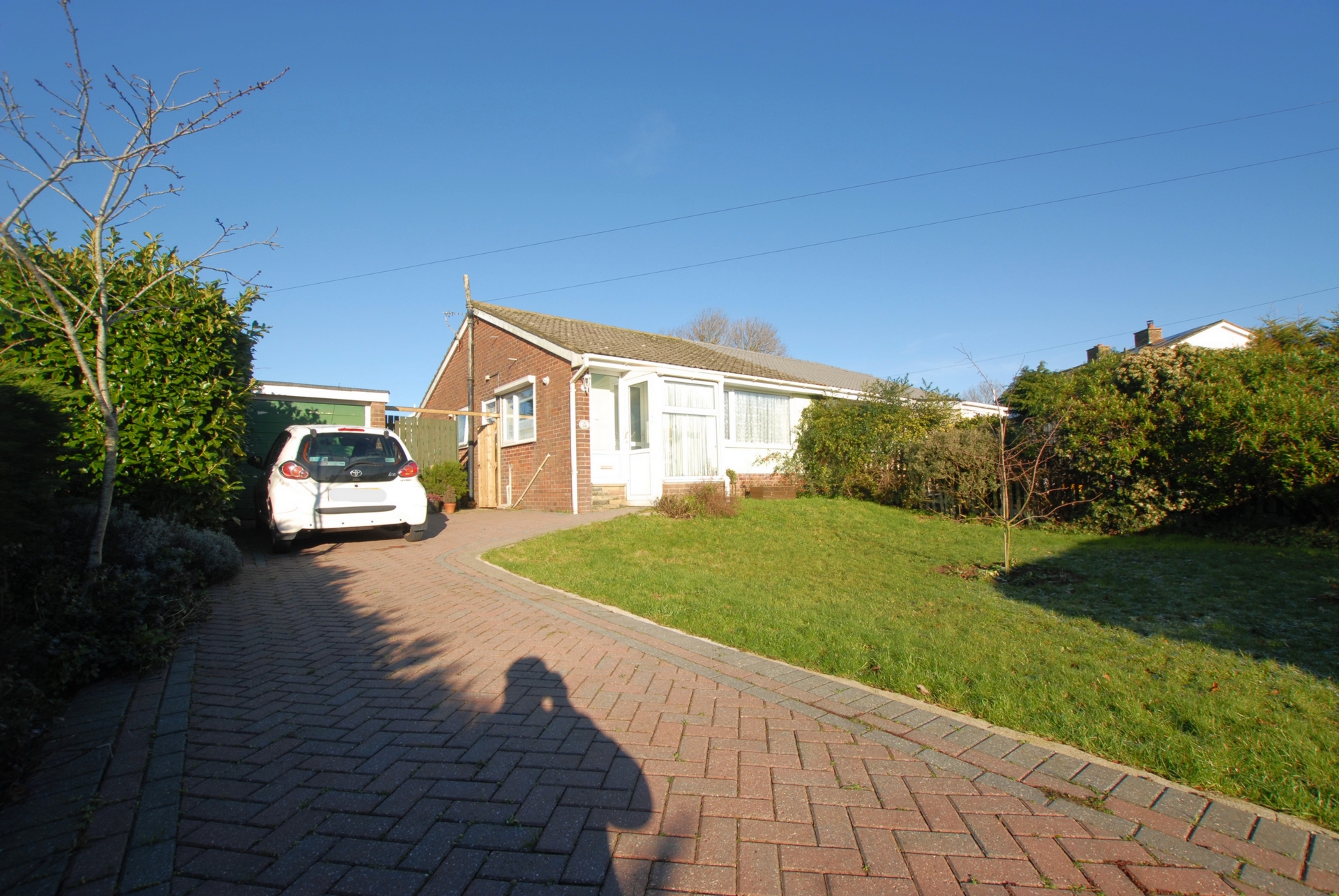 Property for Sale Lawrence & Co Estate Agents in Hythe