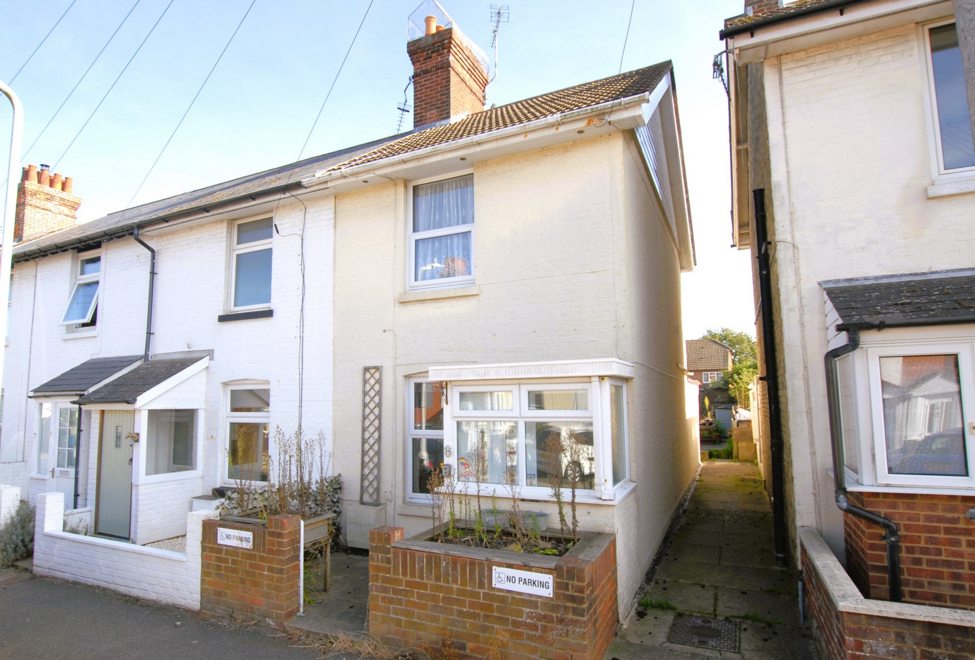 Front, Victoria Avenue, Hythe, CT21