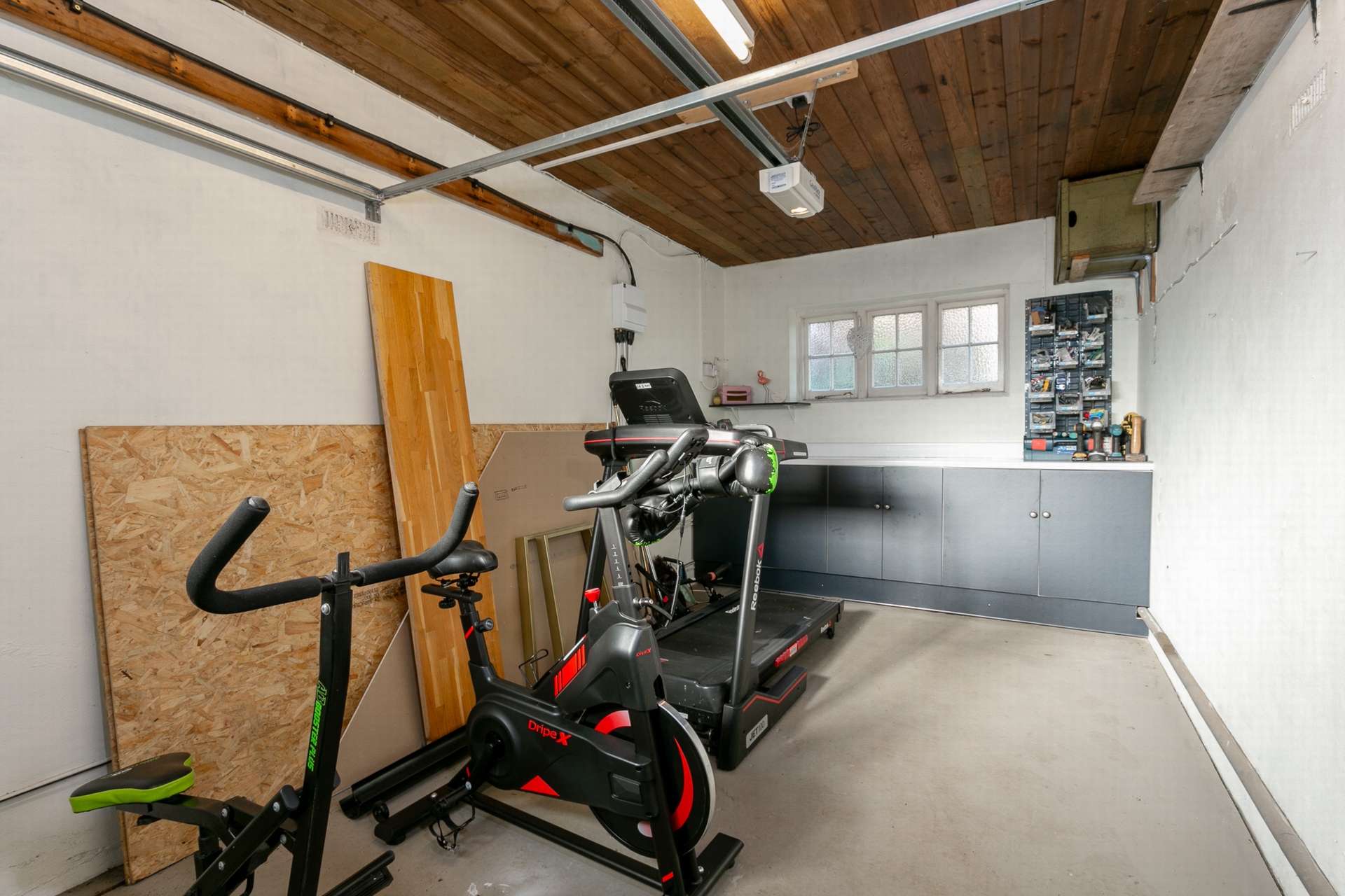 Garage/Gym