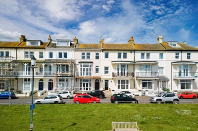 Front, Marine Parade, Hythe, CT21