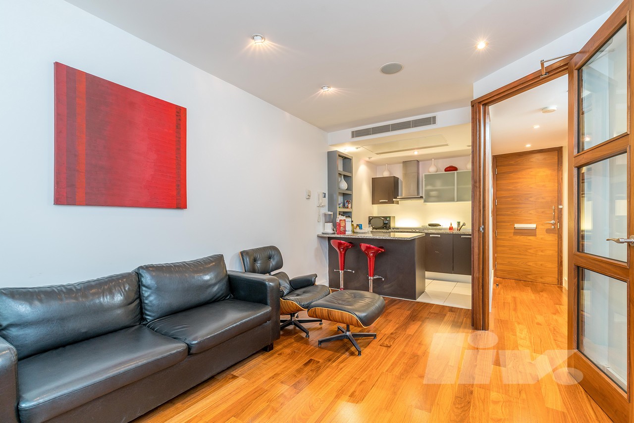 Praed Street  Paddington  W2