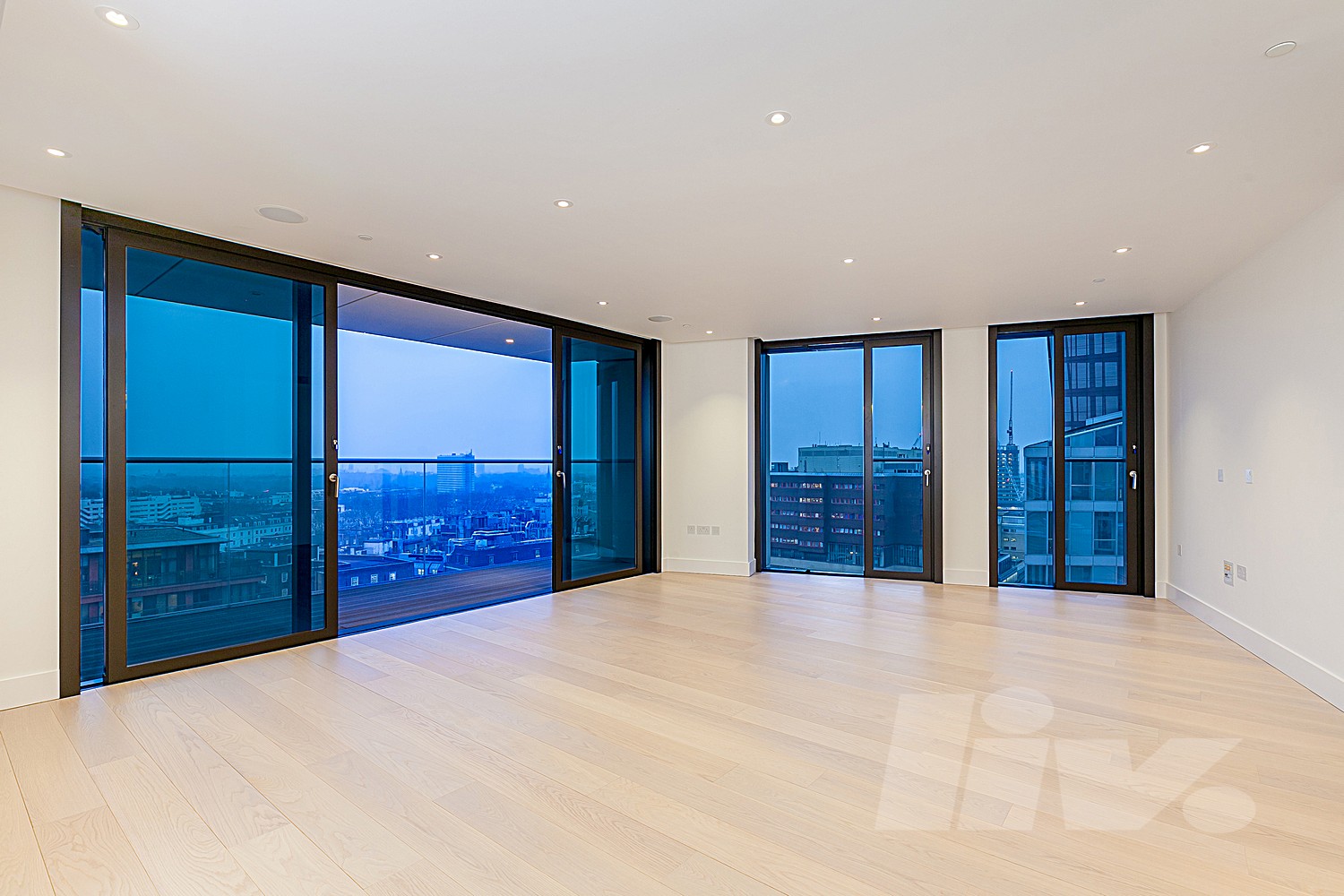 Merchant Square  Paddington  W2