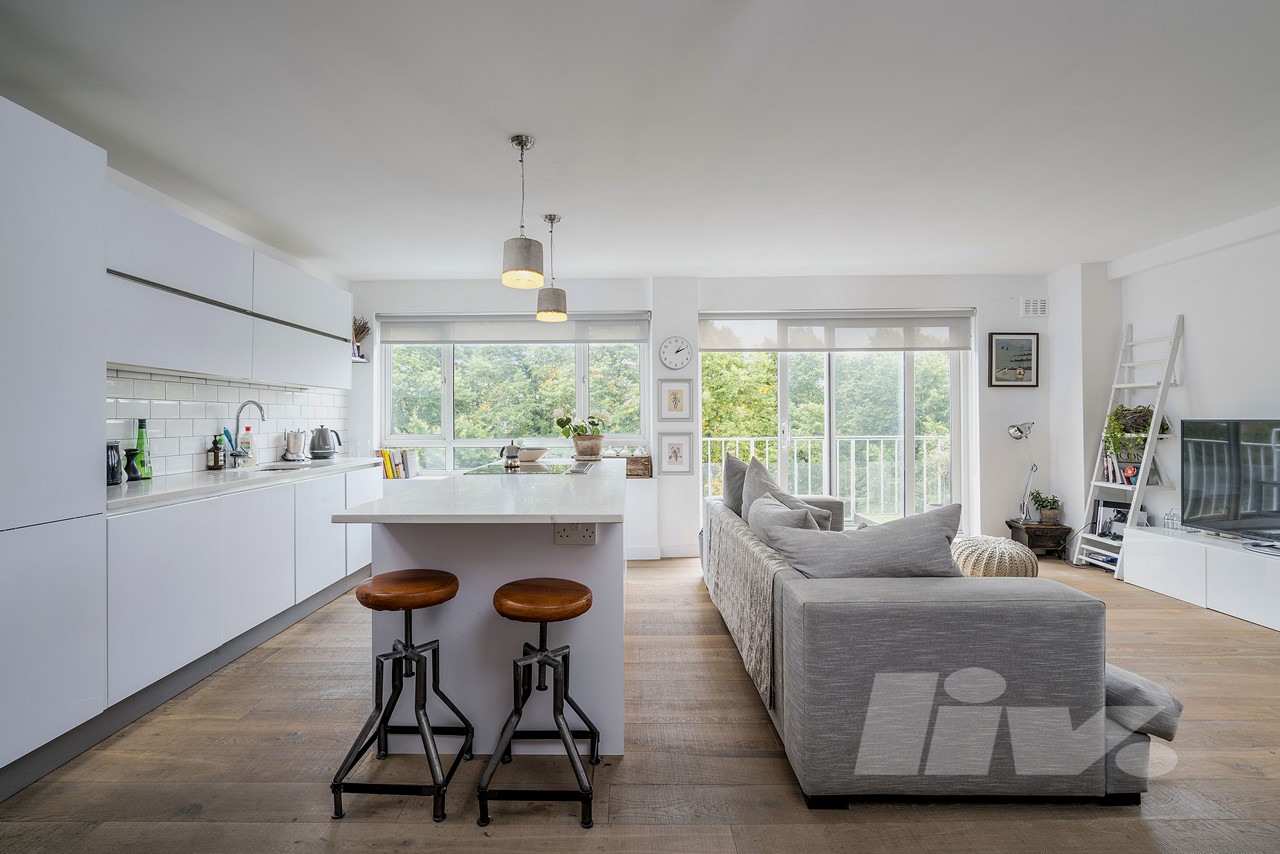 Fairfax Road  Swiss Cottage  NW6