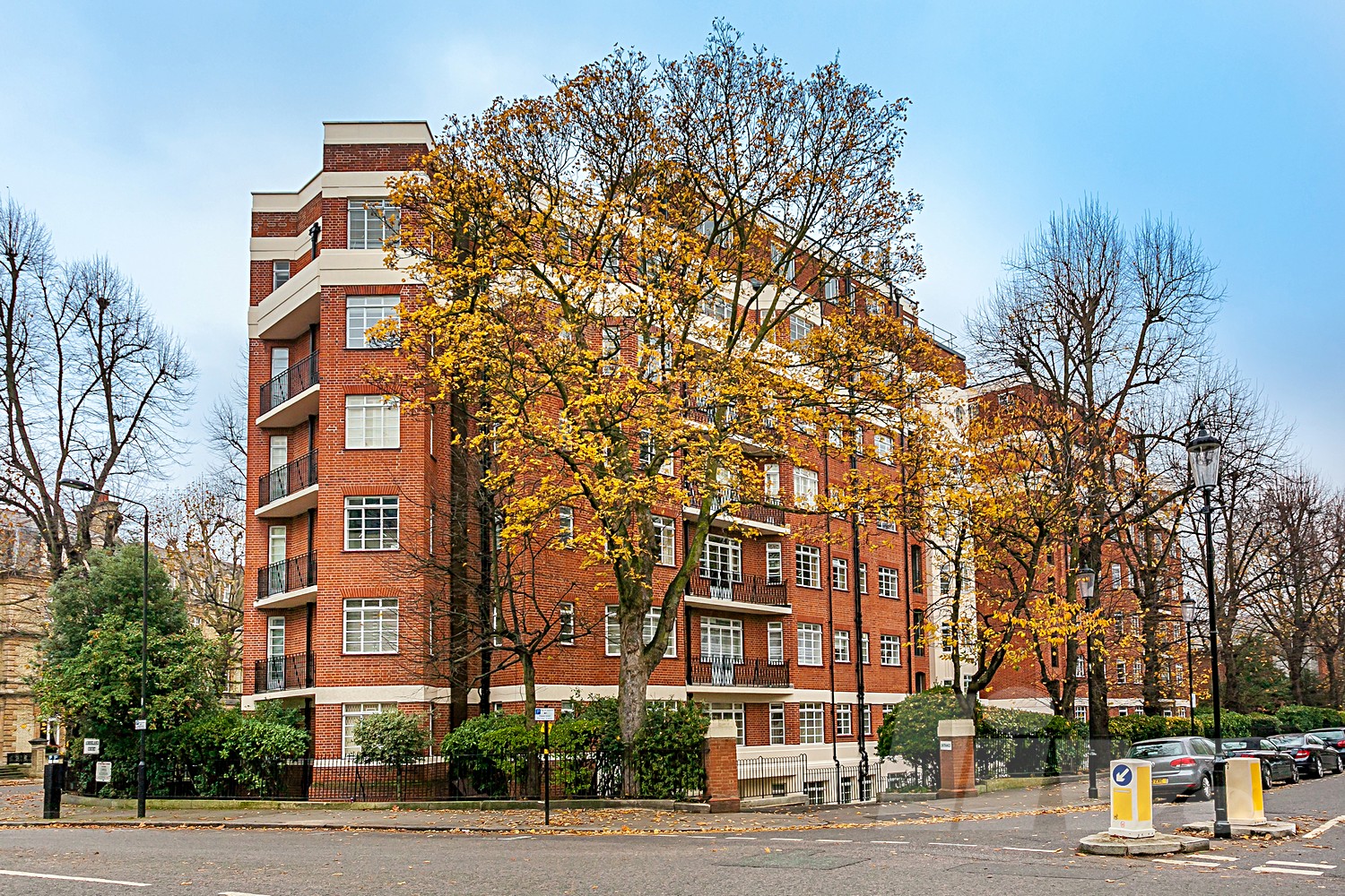 Holland Villas Road  Holland Park  W14