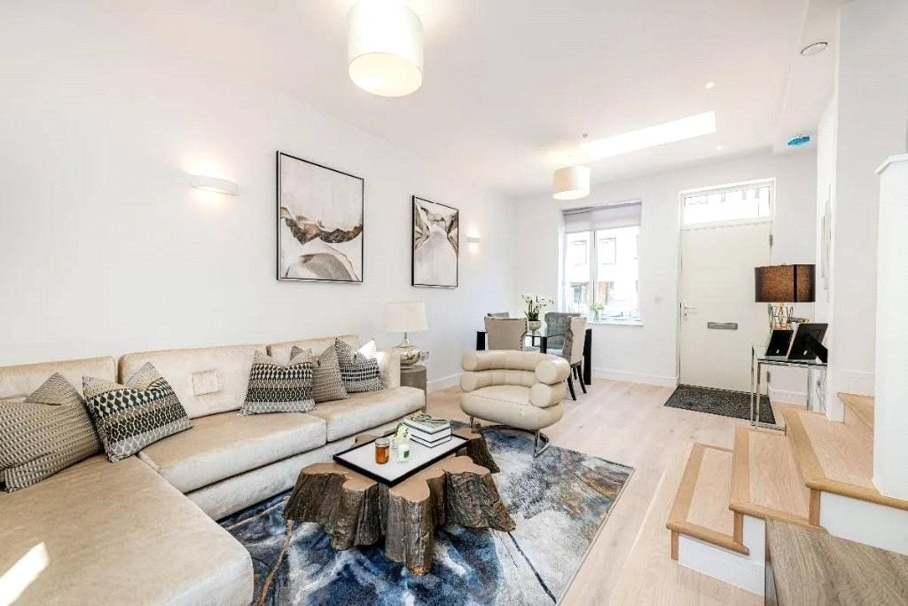 Cecil Grove  St Johns Wood  NW8
