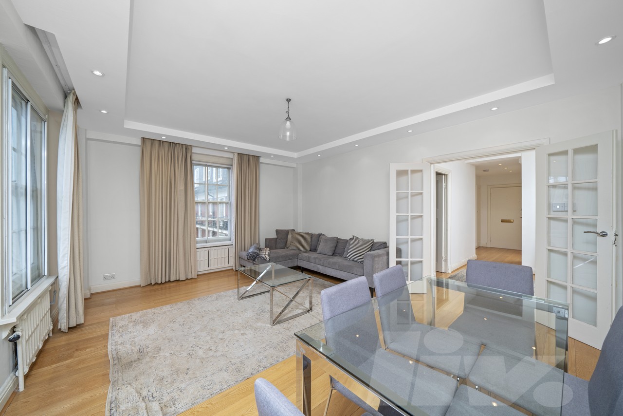 Finchley Road  St John's Wood  NW8