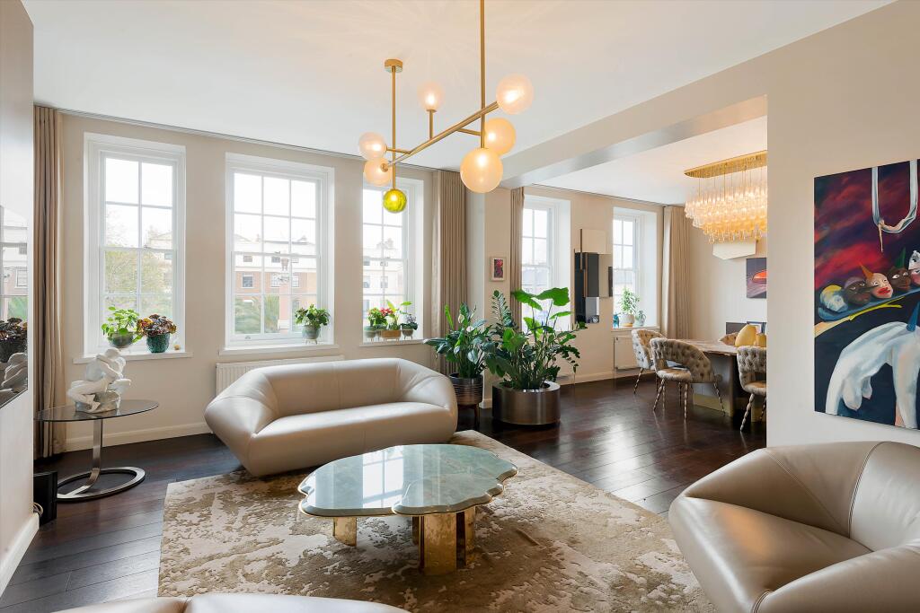Warwick Gardens  Kensington  W14