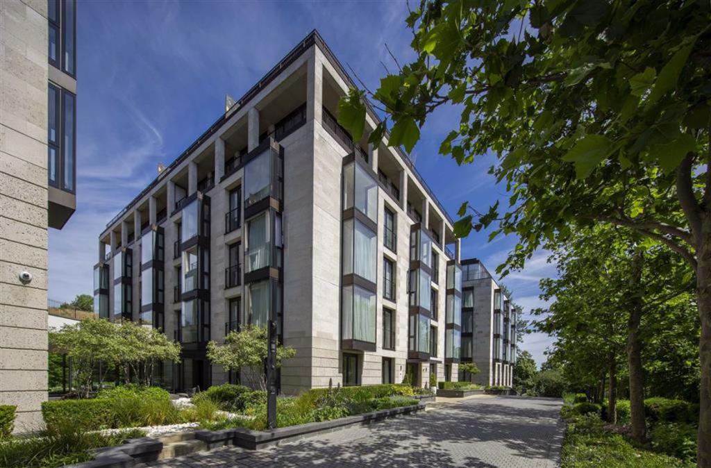 St Edmund's Terrace  Primrose Hill  NW8