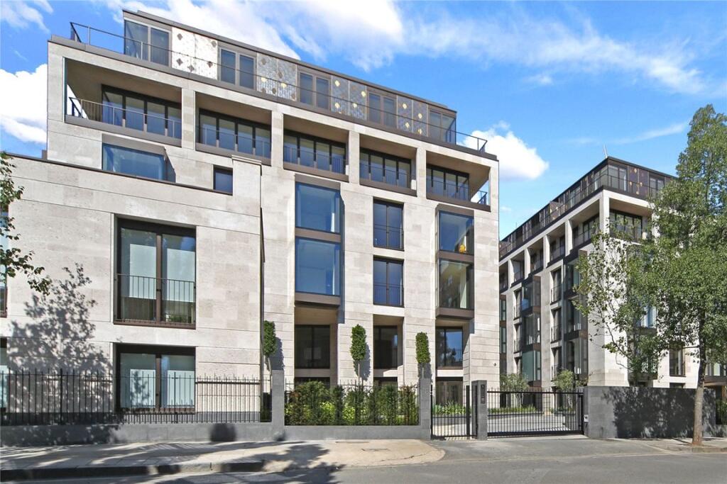 St Edmunds Terrace  Primrose Hill  NW8