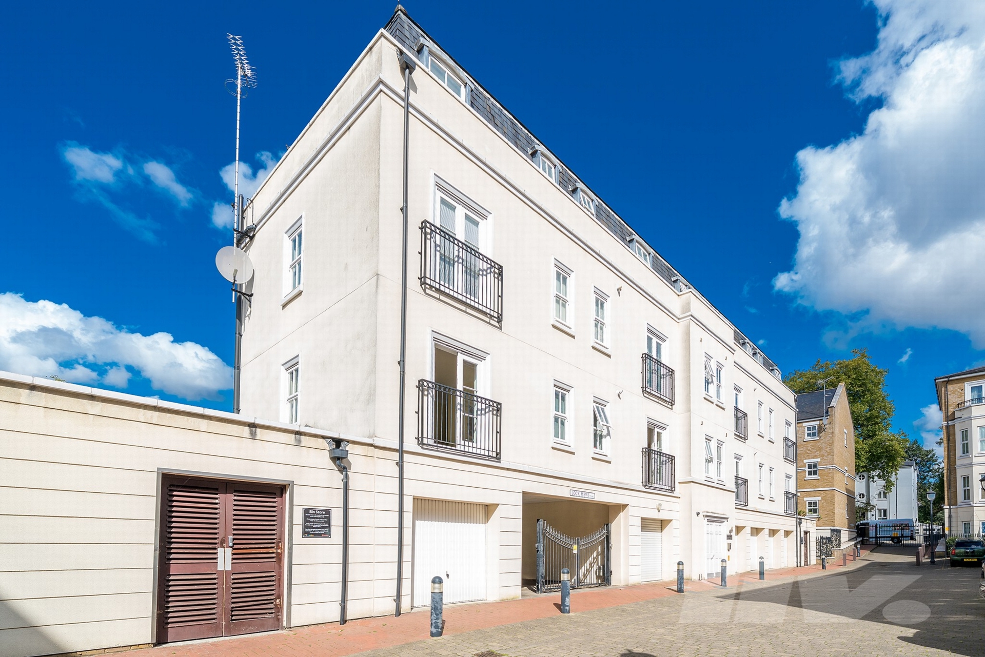Northpoint Square  Camden  NW1