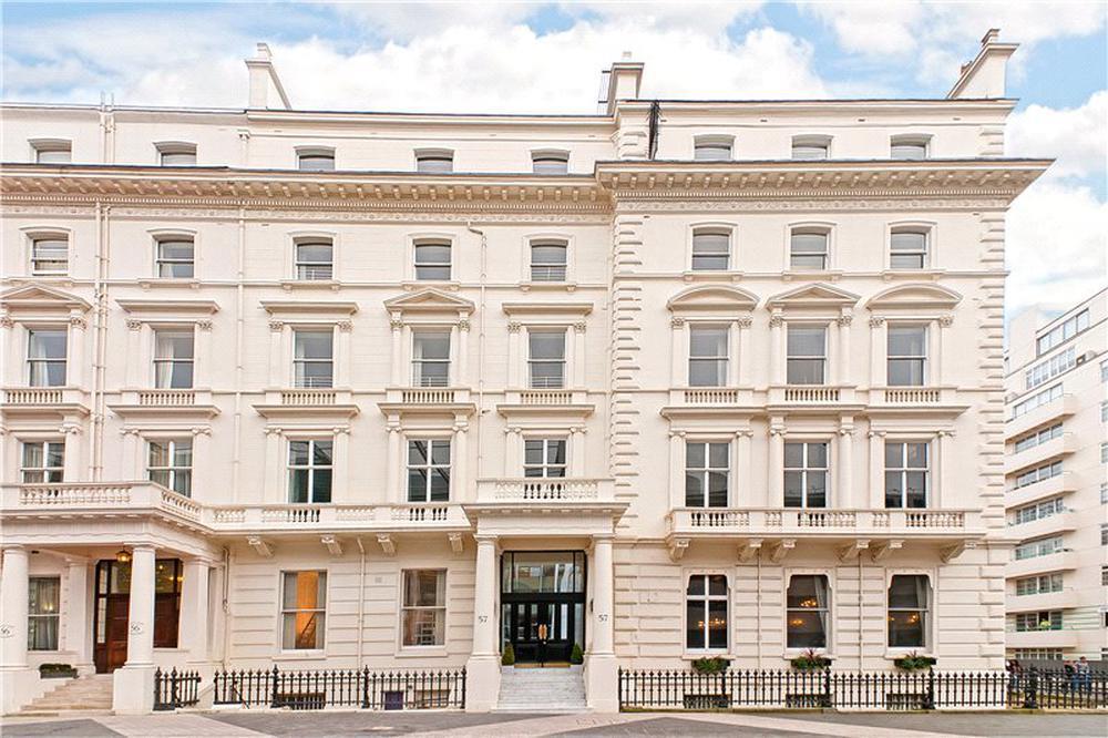 Princes Gate  South Kensington  SW7