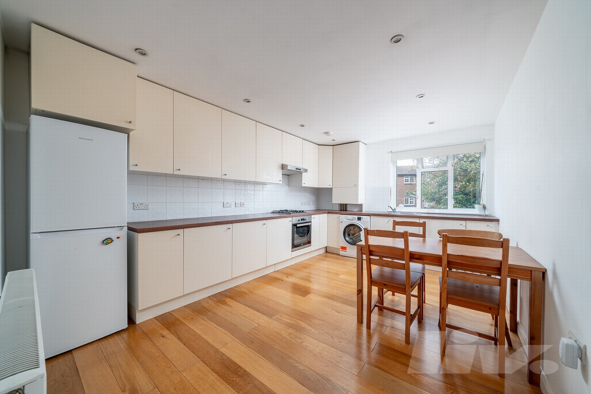 High Street  Acton  W3