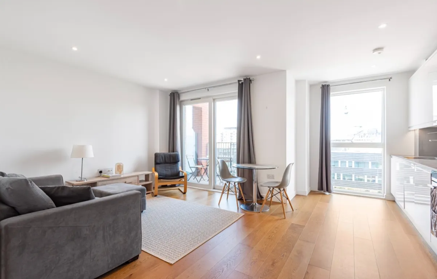 Lismore Boulevard  Colindale  NW9