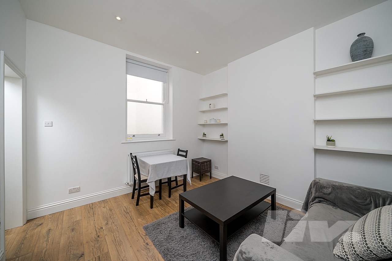 Gloucester Terrace  Bayswater  W2