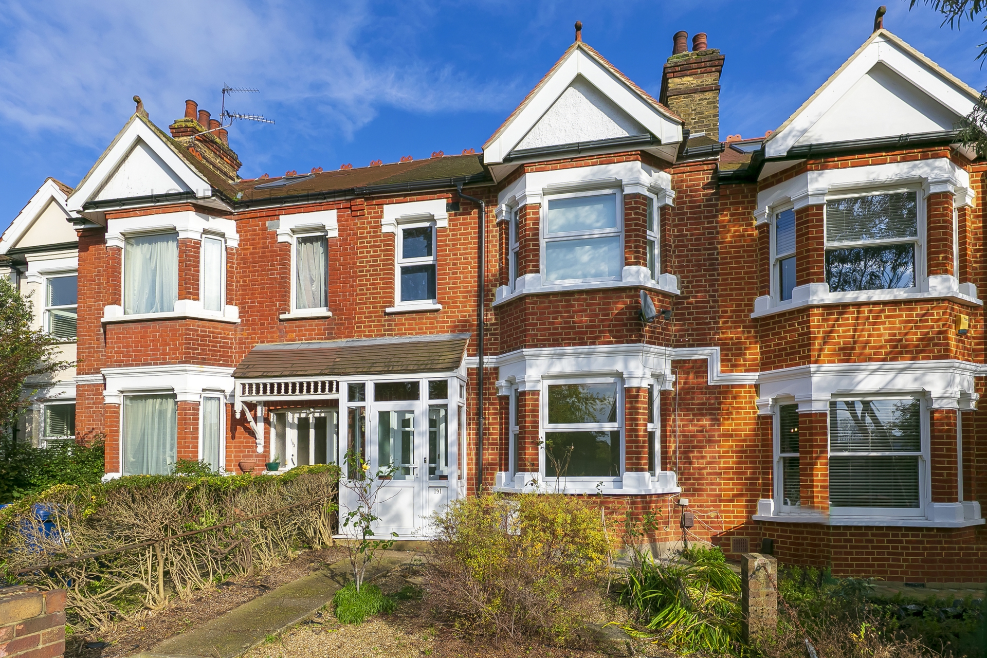 Property to rent in Ealing