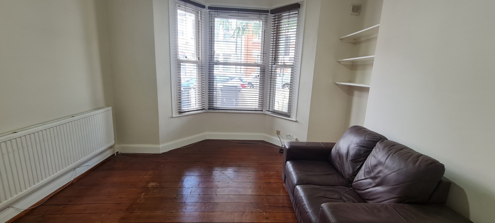 Photo 11, Oaklands Road, Cricklewood, NW2