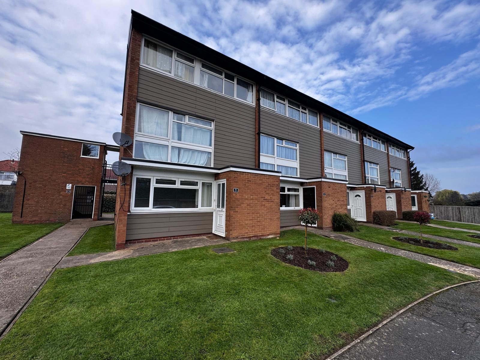 Croxden Close  Queensbury  HA8