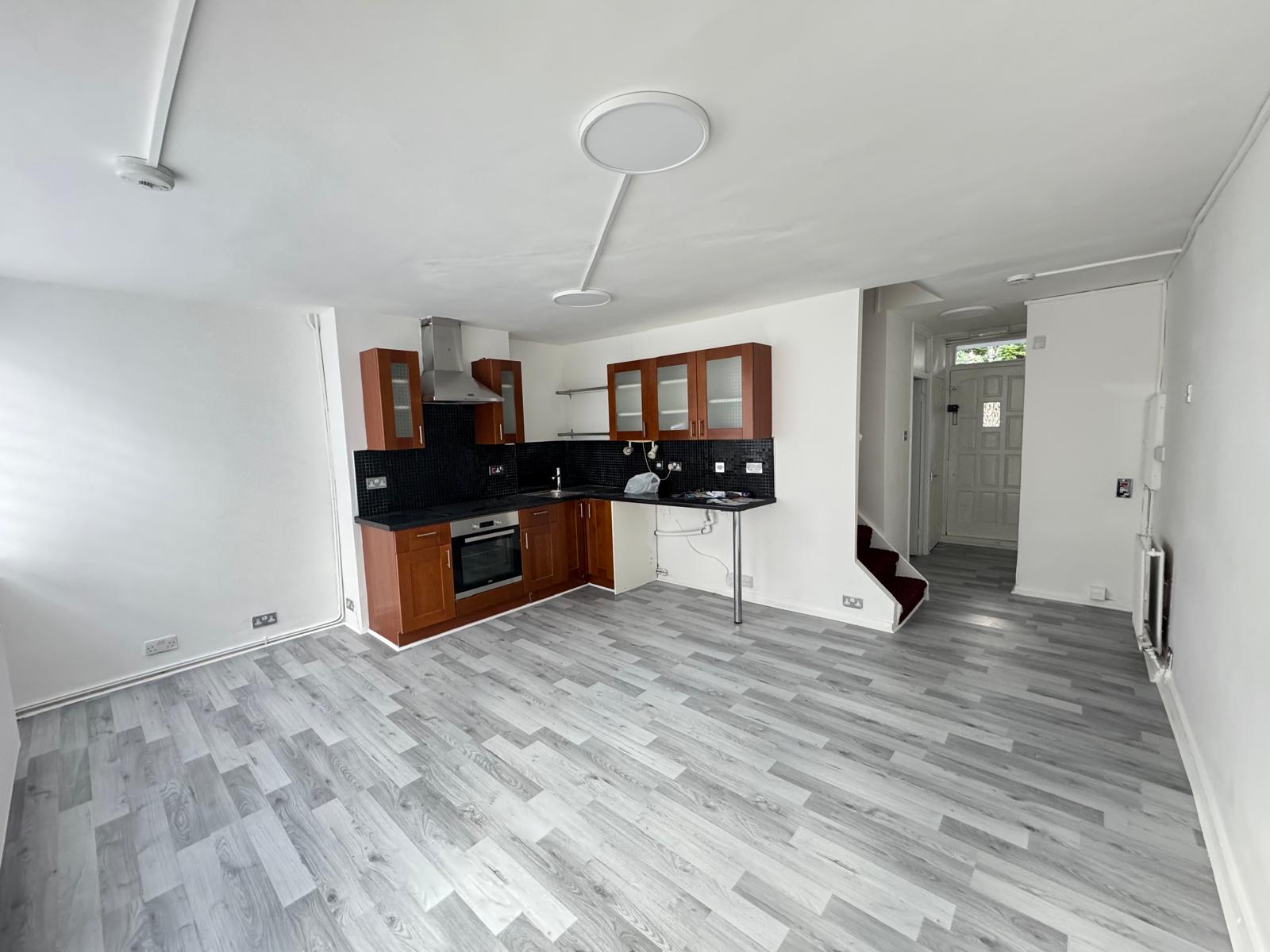 Lytton Grove  Putney  SW15