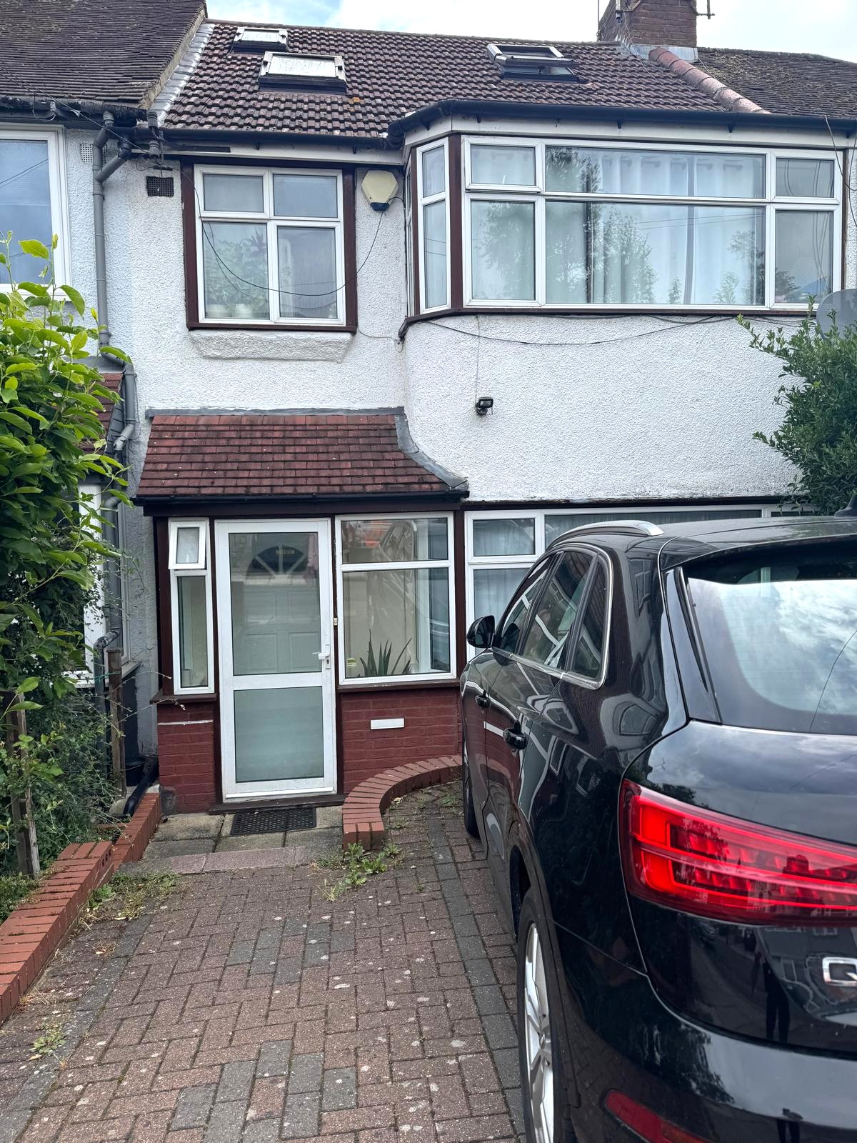 Hadden Way  Greenford  UB6