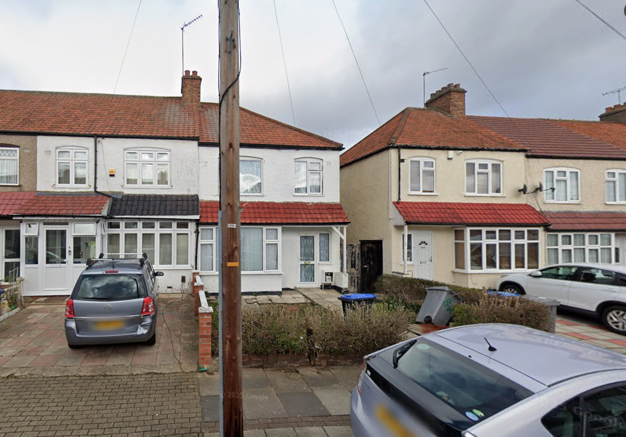 Sunnymead Road  Kingsbury  NW9