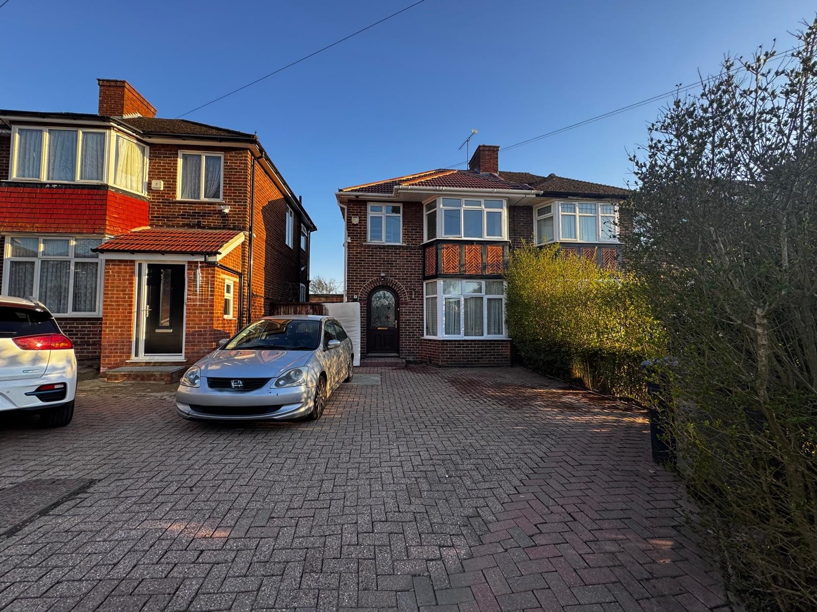 Girton Avenue  Kingsbury  NW9