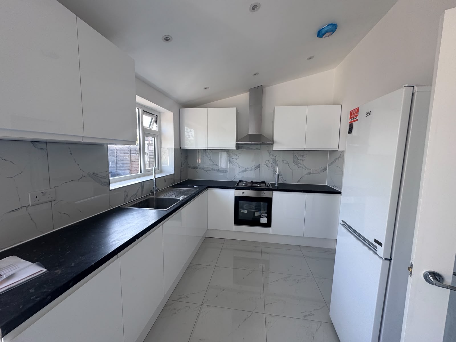 Reeves Avenue  Kingsbury  NW9