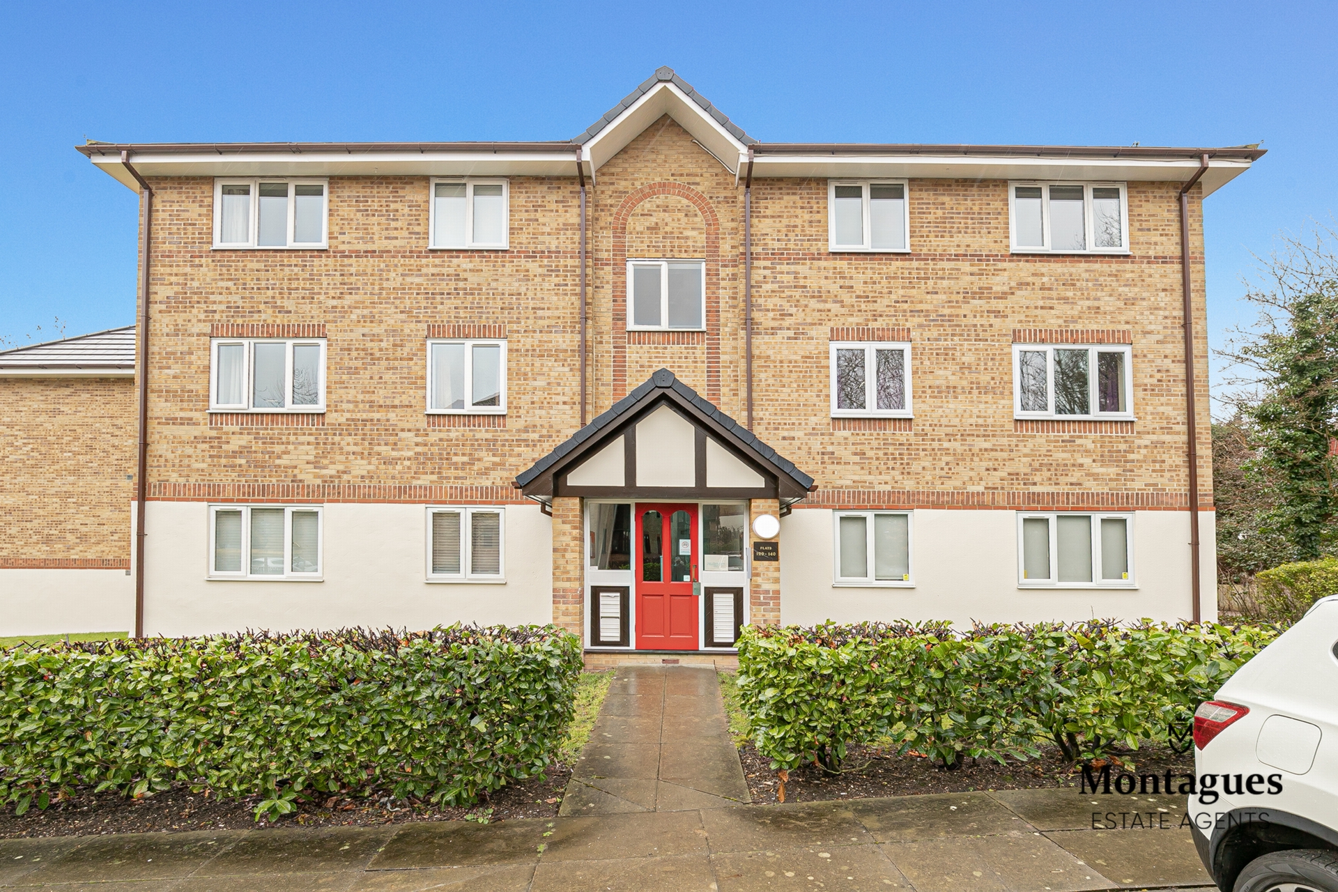 Centre Drive  Epping  CM16