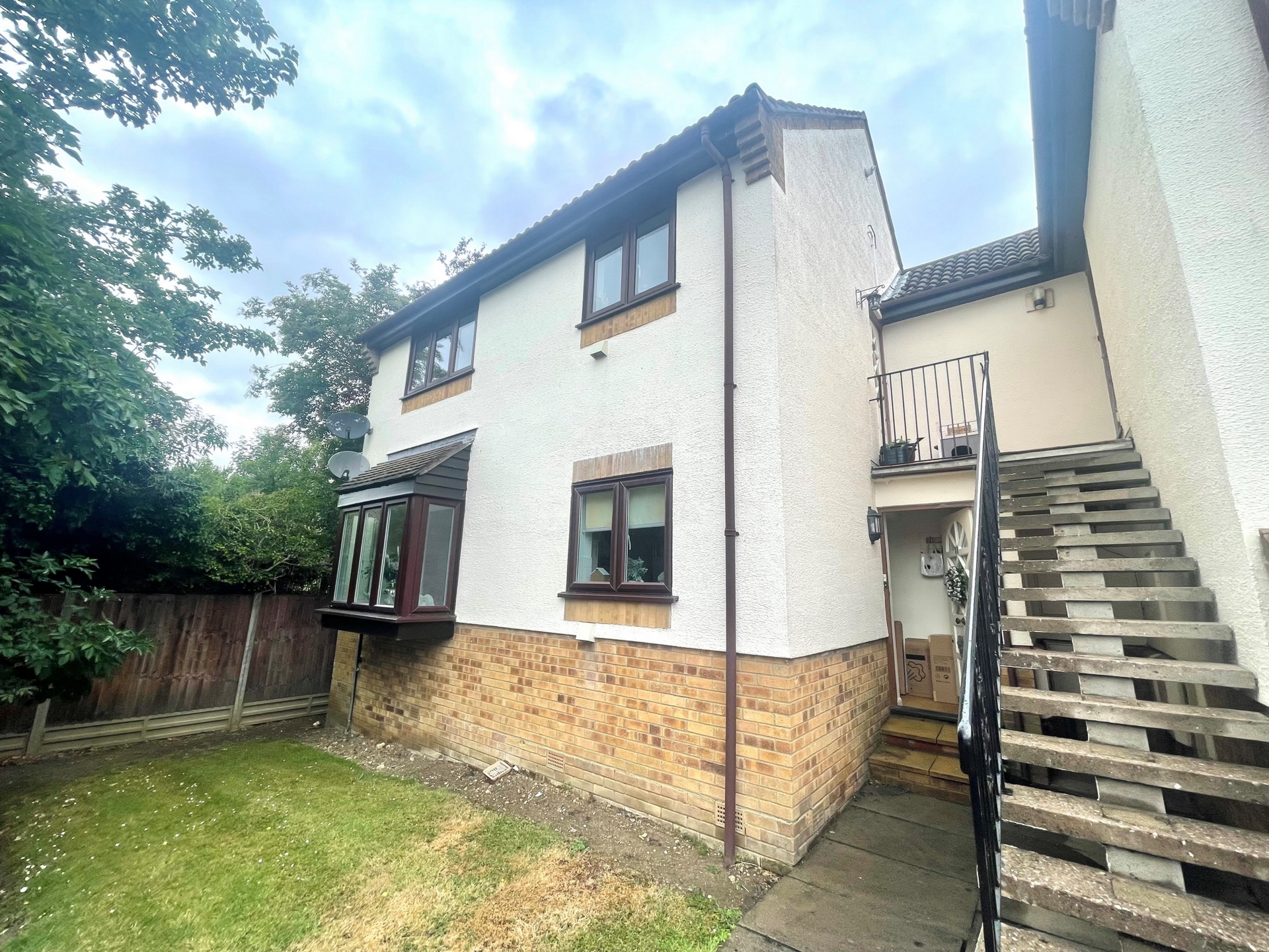 Slade End  Theydon Bois  CM16