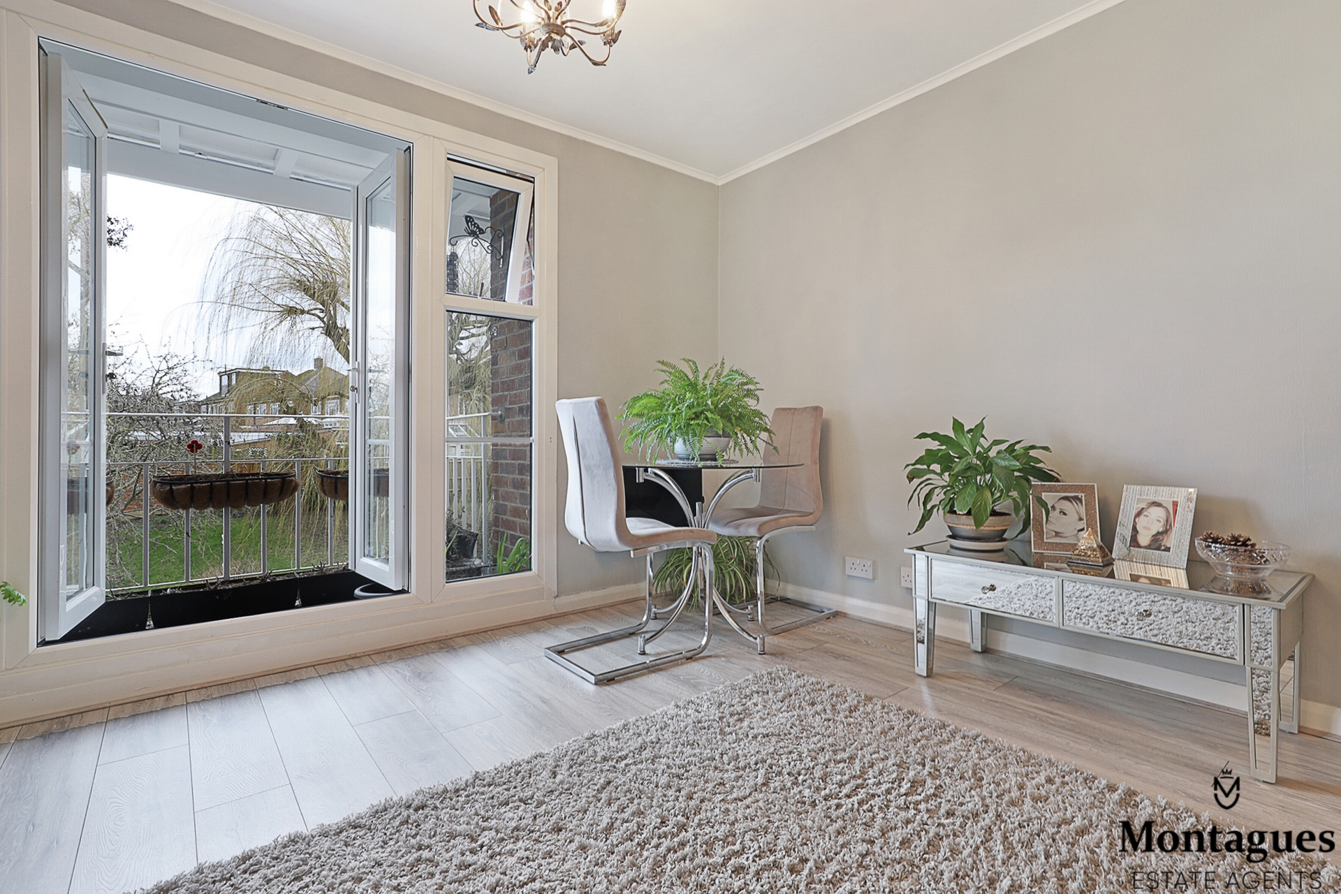 Mayflower Court  Ongar  CM5