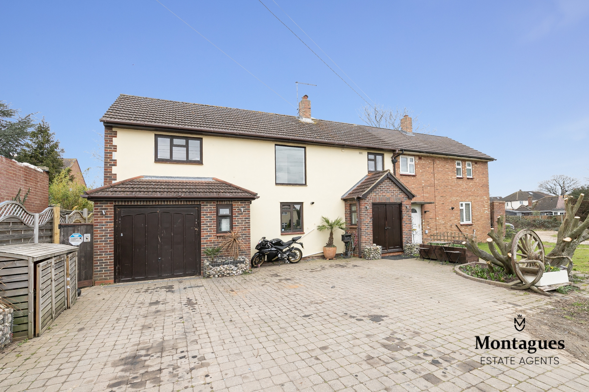 Beamish Close  North Weald  CM16