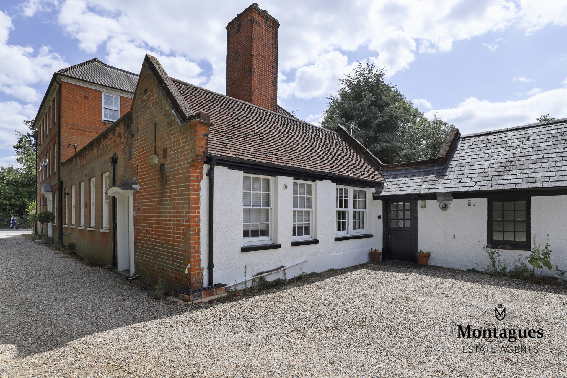 Palmers Hill  Epping  CM16