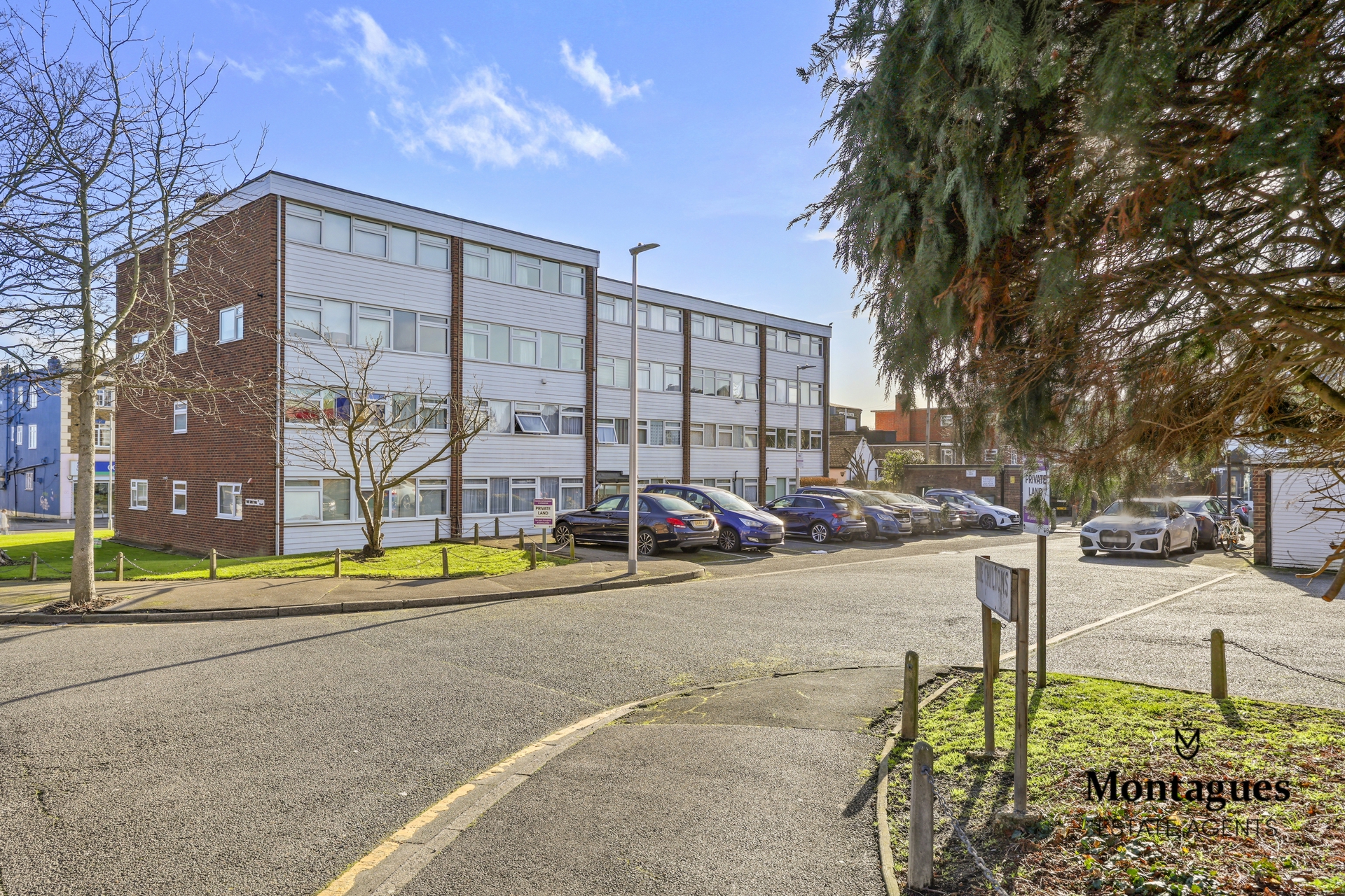 Grove Hill  South Woodford  E18