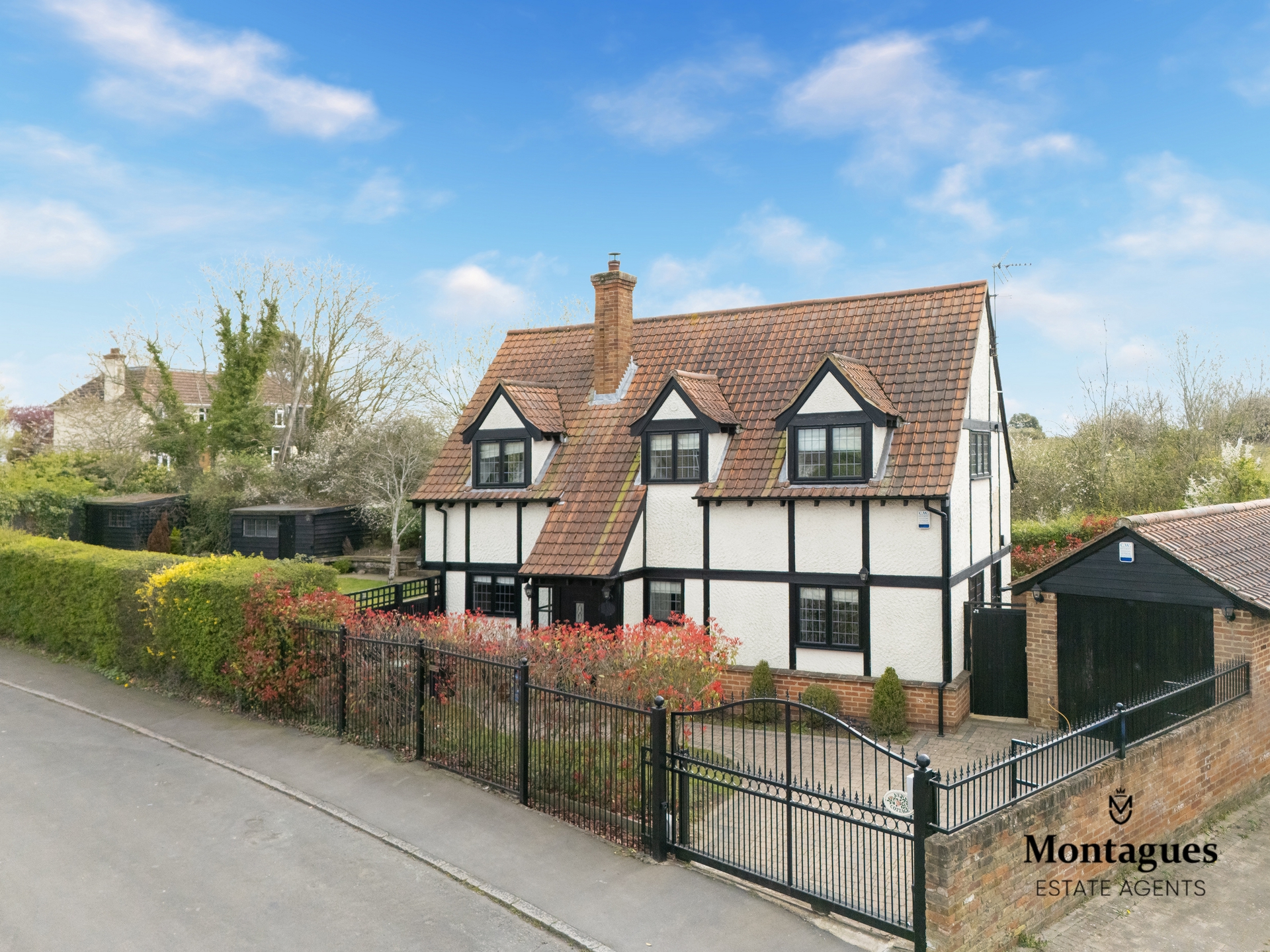 High Road  North Weald  CM16