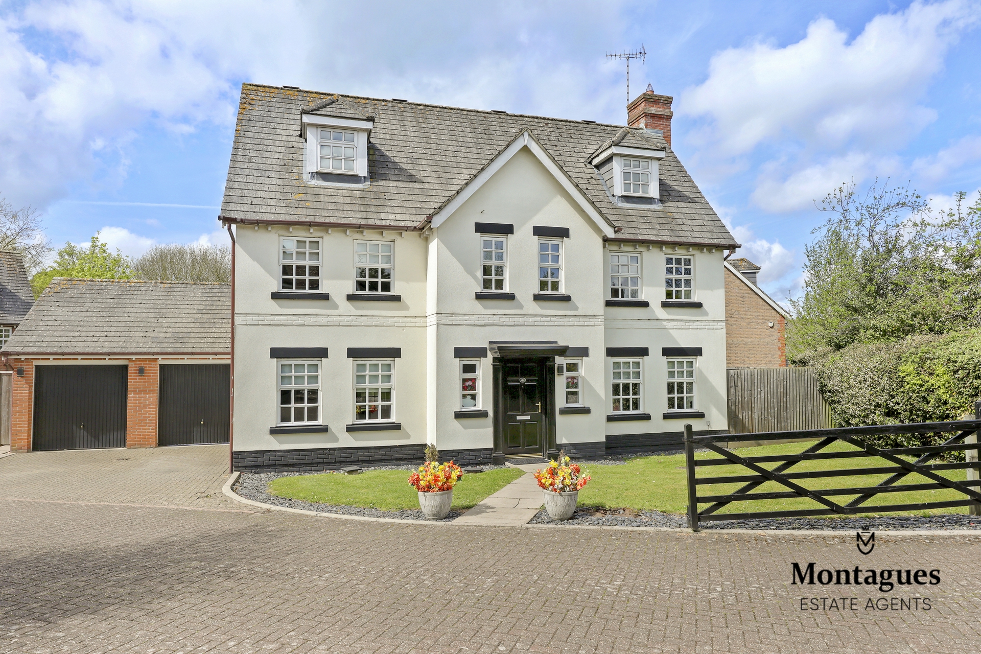 Tempest Mead  North Weald  CM16