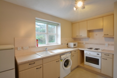 Lyon Close Maidenbower RH10