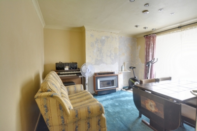 Jordans Crescent  Langley Green  RH11