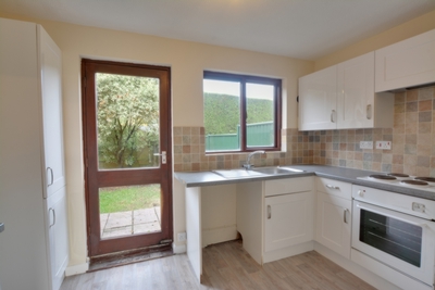 Lancelot Close Ifield RH11