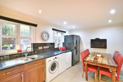 William Morris Way  Tollgate Hill  RH11