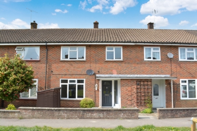 Priors Walk  Crawley  RH10