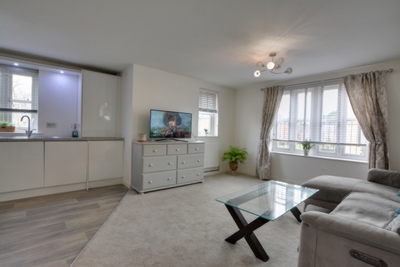 Lounge/Diner/Kitchen, Trist Way, Ifield, RH11
