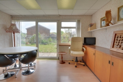 Greenacres  Furnace Green  RH10