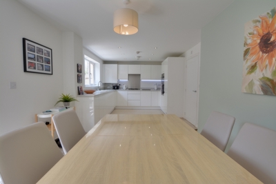 Kitchen/Diner Kitchen/Diner