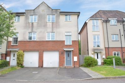 Eskdale Way  Maidenbower  RH10
