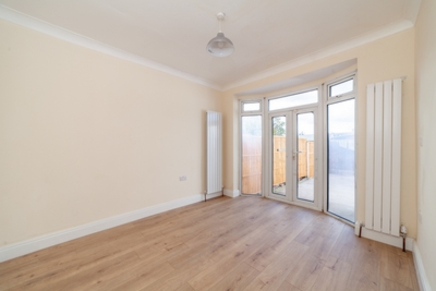 Edenvale Road Mitcham CR4