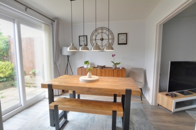 Dining Area Dining Area